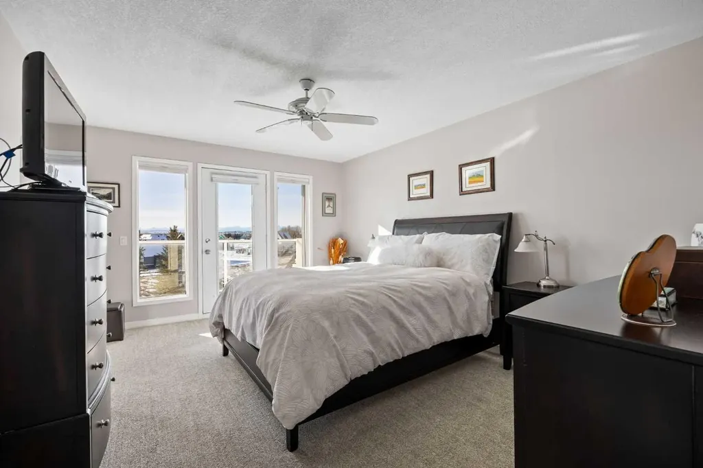 15 Blueridge Close Rural Rocky View County AB T3L 2P4