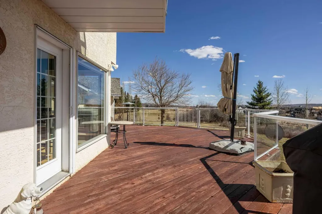 15 Blueridge Close Rural Rocky View County AB T3L 2P4