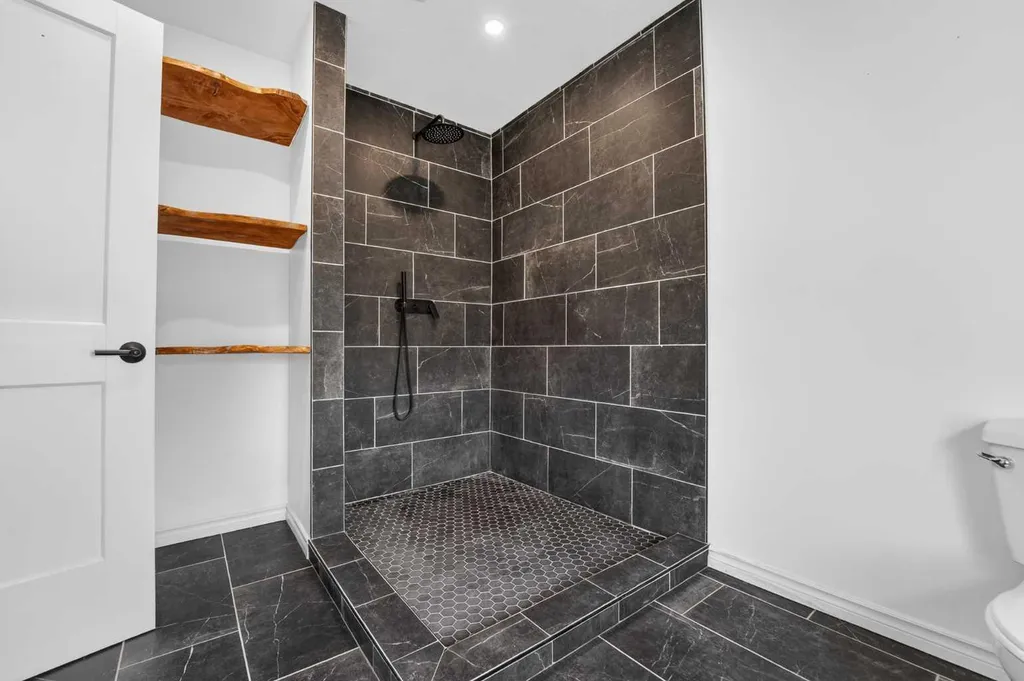 228 21 Street Fort Macleod AB T0L0Z0