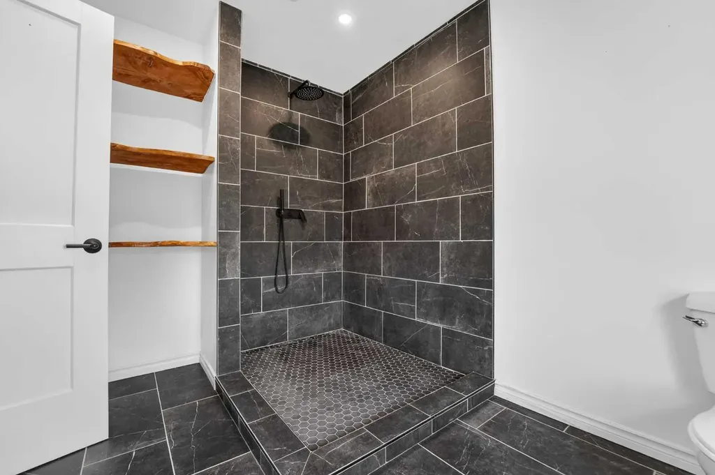 228 21 Street Fort Macleod AB T0L0Z0