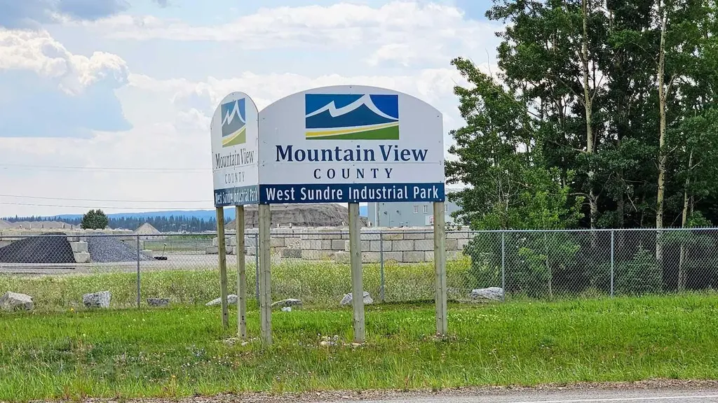 1200 Highway 584 Sundre AB T0M 1X0