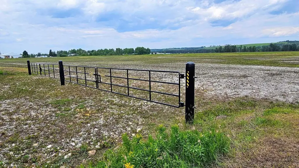 1200 Highway 584 Sundre AB T0M 1X0