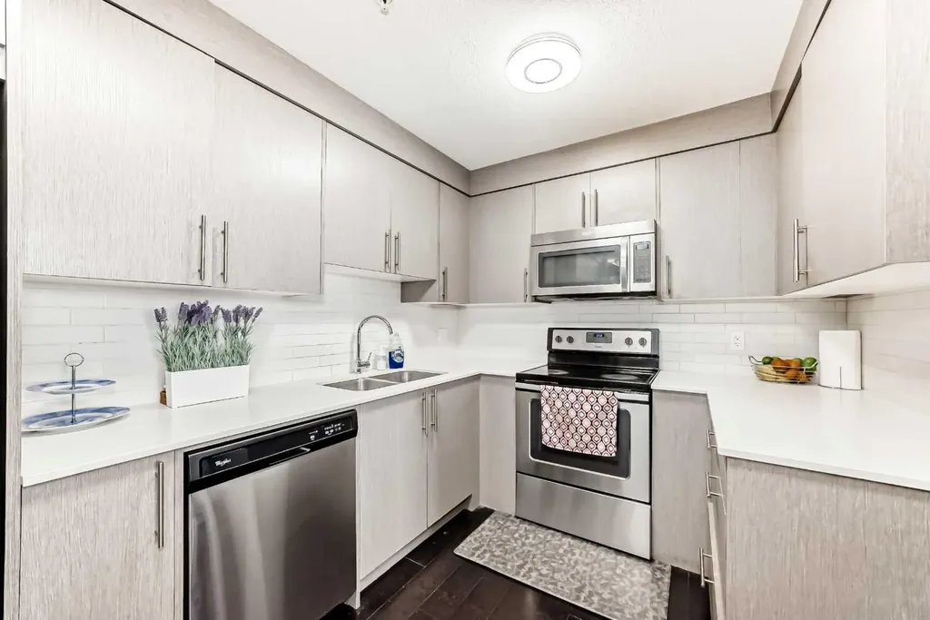 302 Skyview Ranch Drive NE Calgary AB T3N 0P5
