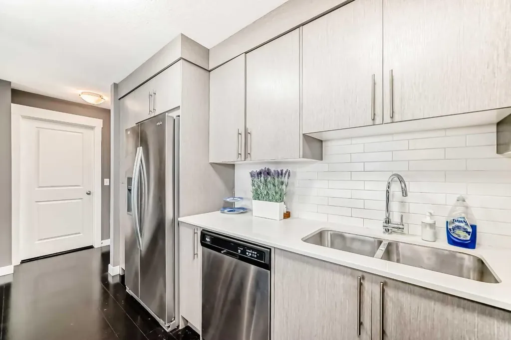302 Skyview Ranch Drive NE Calgary AB T3N 0P5