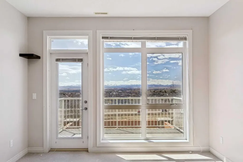 169 Rockyledge View NW Calgary AB T3G 6B1