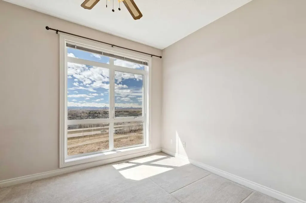 169 Rockyledge View NW Calgary AB T3G 6B1