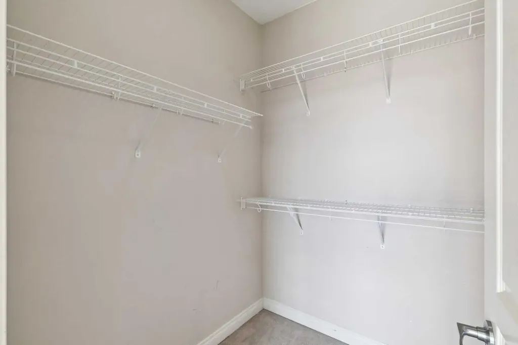 169 Rockyledge View NW Calgary AB T3G 6B1