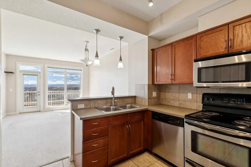 169 Rockyledge View NW Calgary AB T3G 6B1