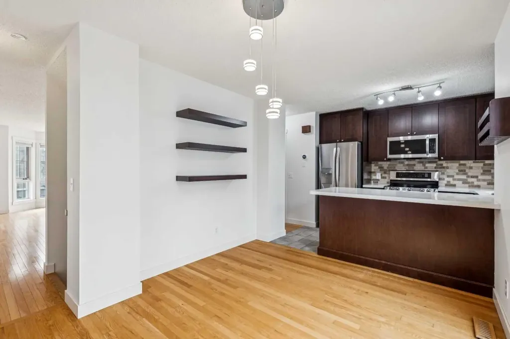 1110 14 Avenue SW Calgary AB T2R 0P2