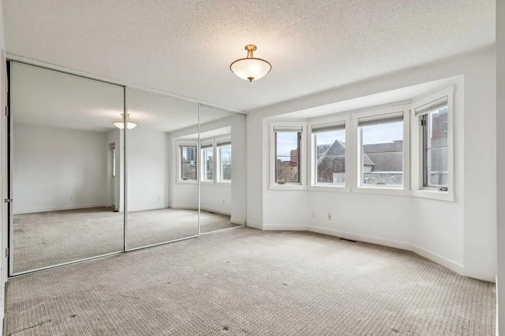 1110 14 Avenue SW Calgary AB T2R 0P2