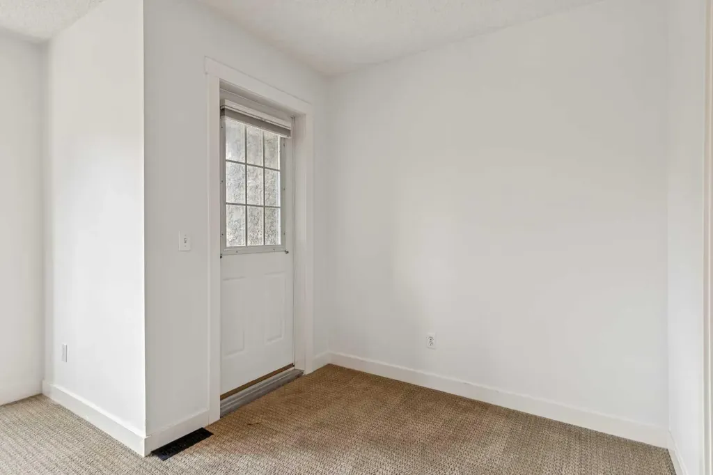 1110 14 Avenue SW Calgary AB T2R 0P2