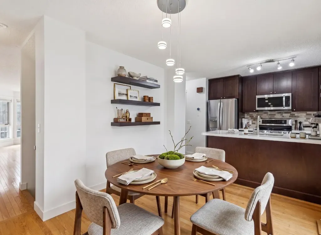 1110 14 Avenue SW Calgary AB T2R 0P2