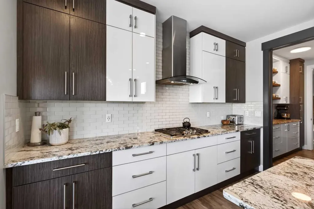 120 Baysprings Court SW Airdrie AB T4B 3X7