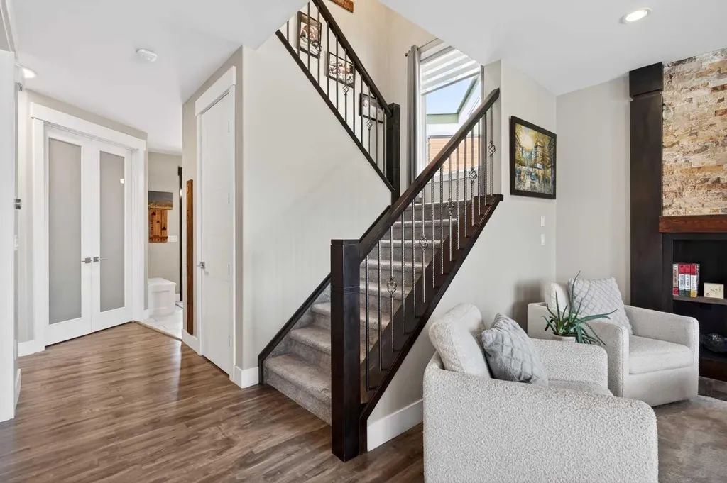 120 Baysprings Court SW Airdrie AB T4B 3X7