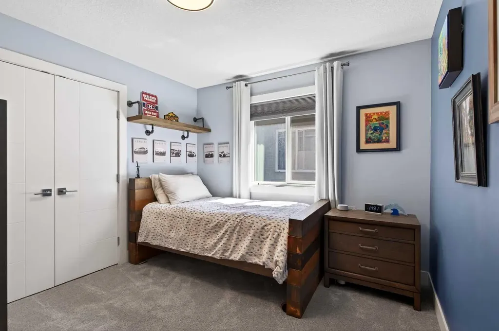 120 Baysprings Court SW Airdrie AB T4B 3X7