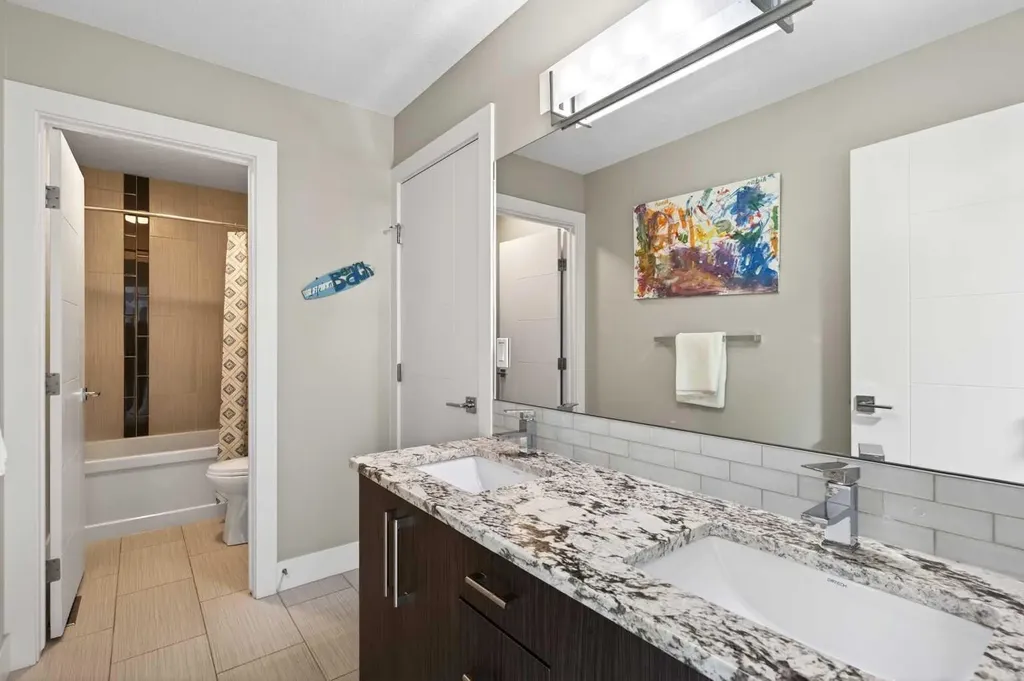 120 Baysprings Court SW Airdrie AB T4B 3X7
