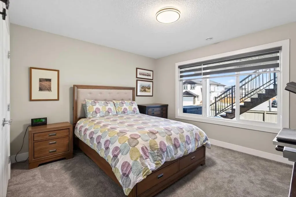 120 Baysprings Court SW Airdrie AB T4B 3X7