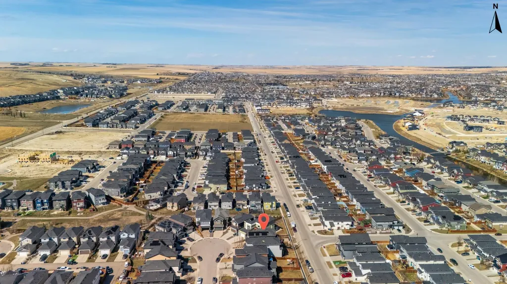 120 Baysprings Court SW Airdrie AB T4B 3X7
