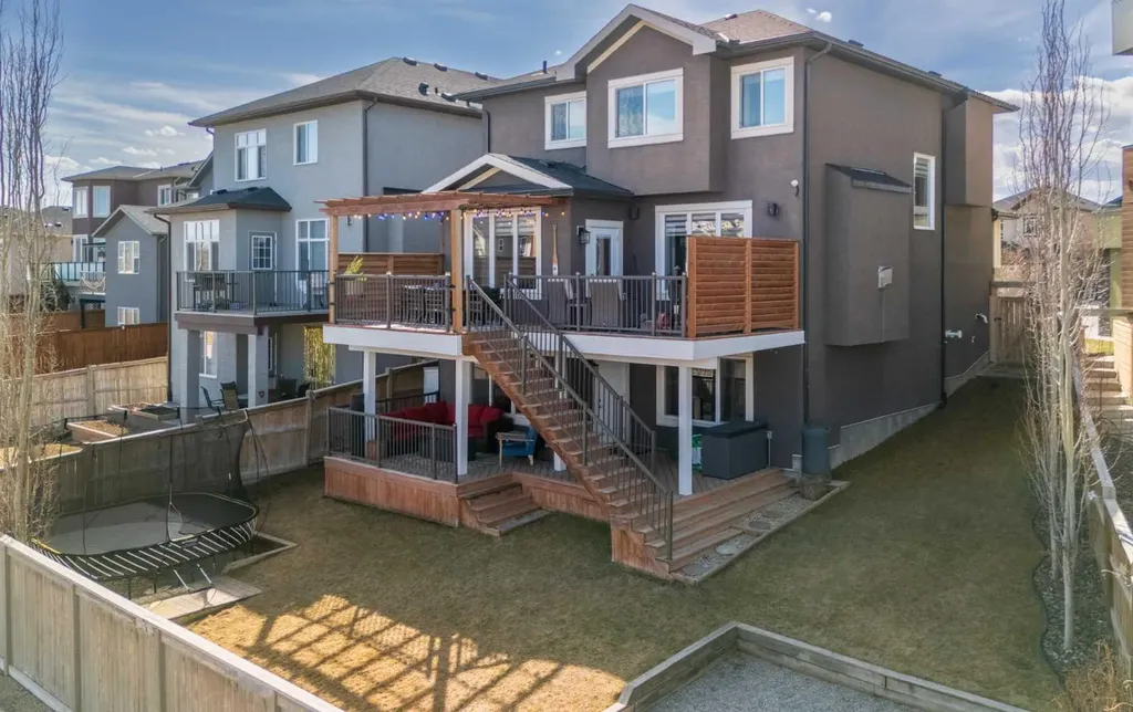 120 Baysprings Court SW Airdrie AB T4B 3X7