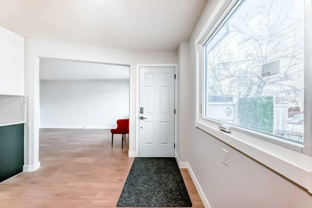 7634 24a Street SE Calgary AB T2C 0Z7