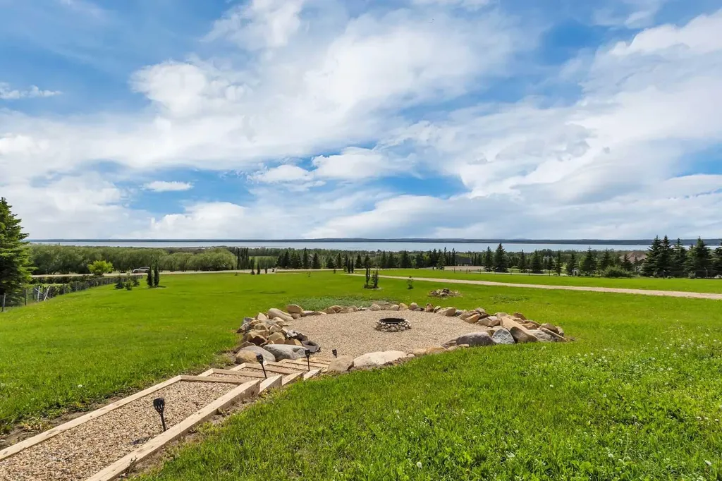 421008 Range Road 284 Rural Ponoka County AB T0C 0J0