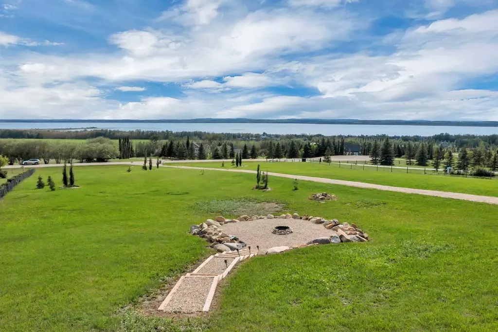 421008 Range Road 284 Rural Ponoka County AB T0C 0J0