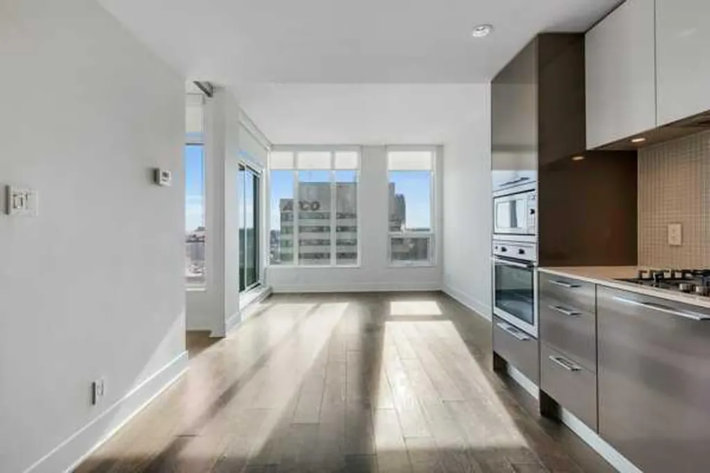 901 10 Avenue SW Calgary AB T2R 0B5
