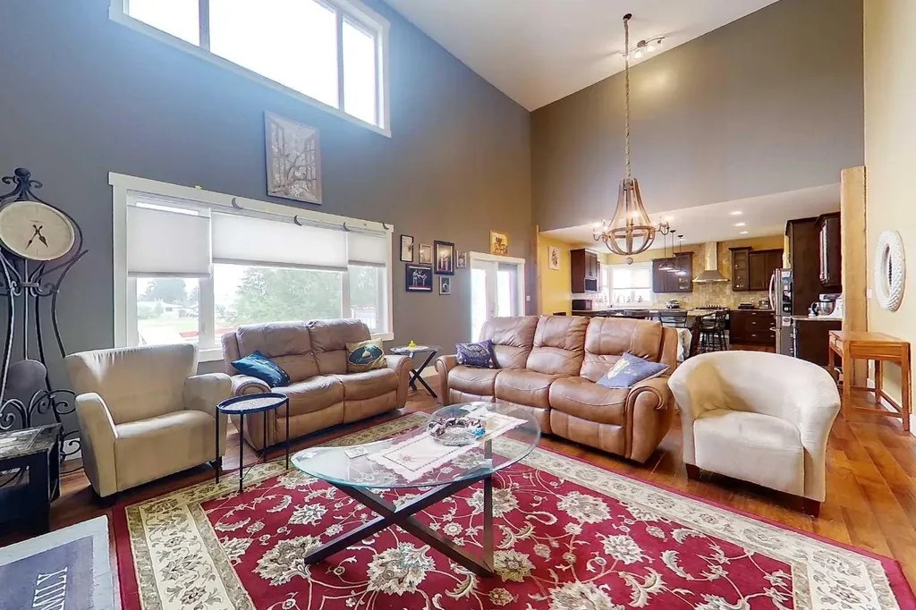 10 Parkdale Way SE Slave Lake AB T0G2A3