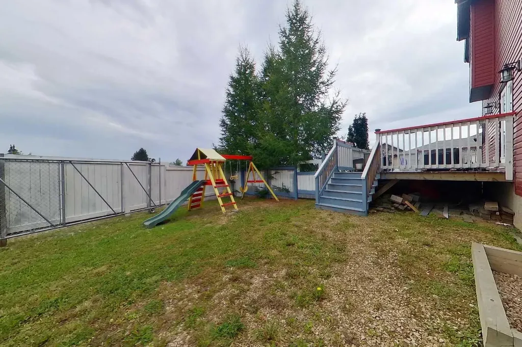 10 Parkdale Way SE Slave Lake AB T0G2A3