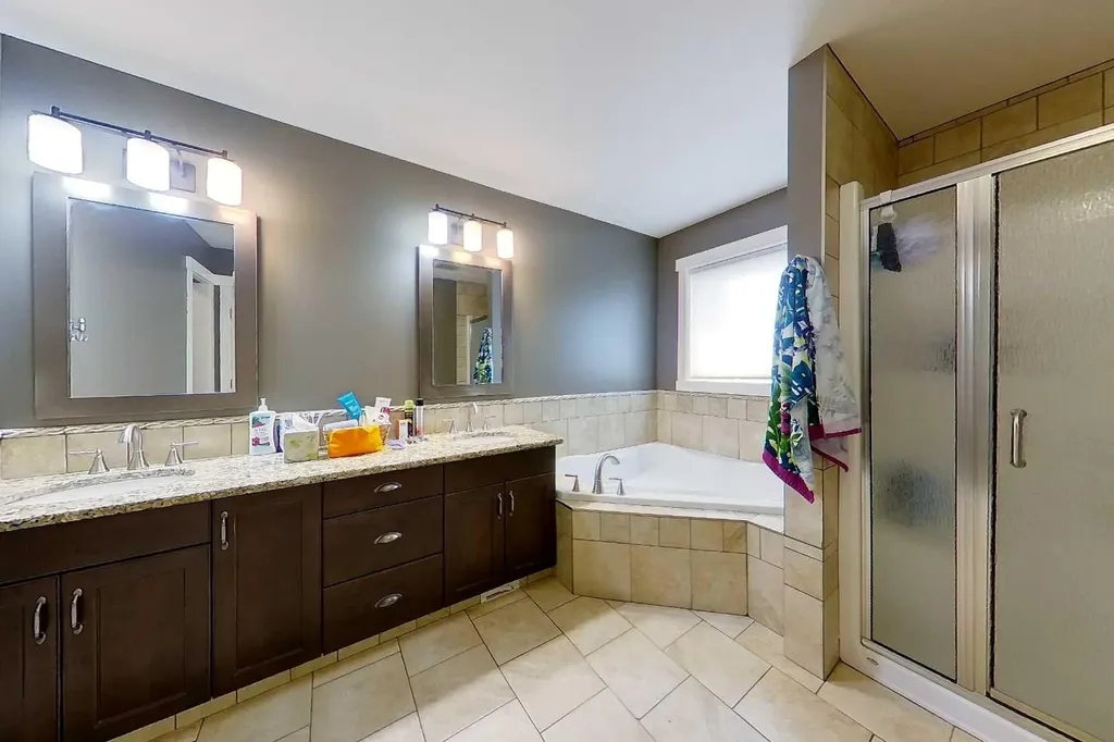 10 Parkdale Way SE Slave Lake AB T0G2A3