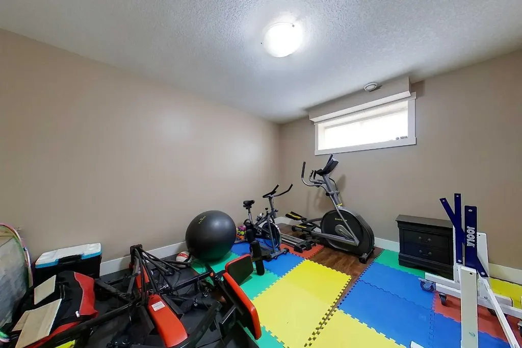 10 Parkdale Way SE Slave Lake AB T0G2A3