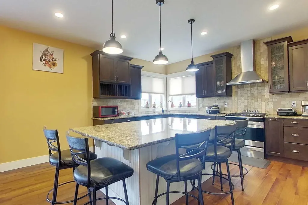 10 Parkdale Way SE Slave Lake AB T0G2A3