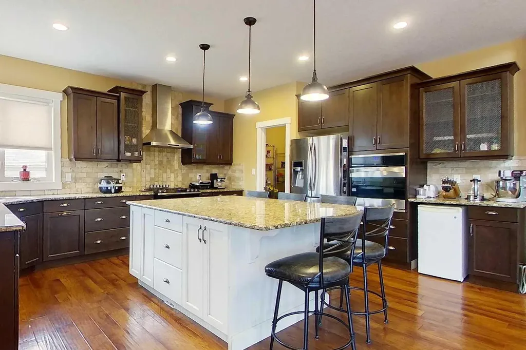 10 Parkdale Way SE Slave Lake AB T0G2A3
