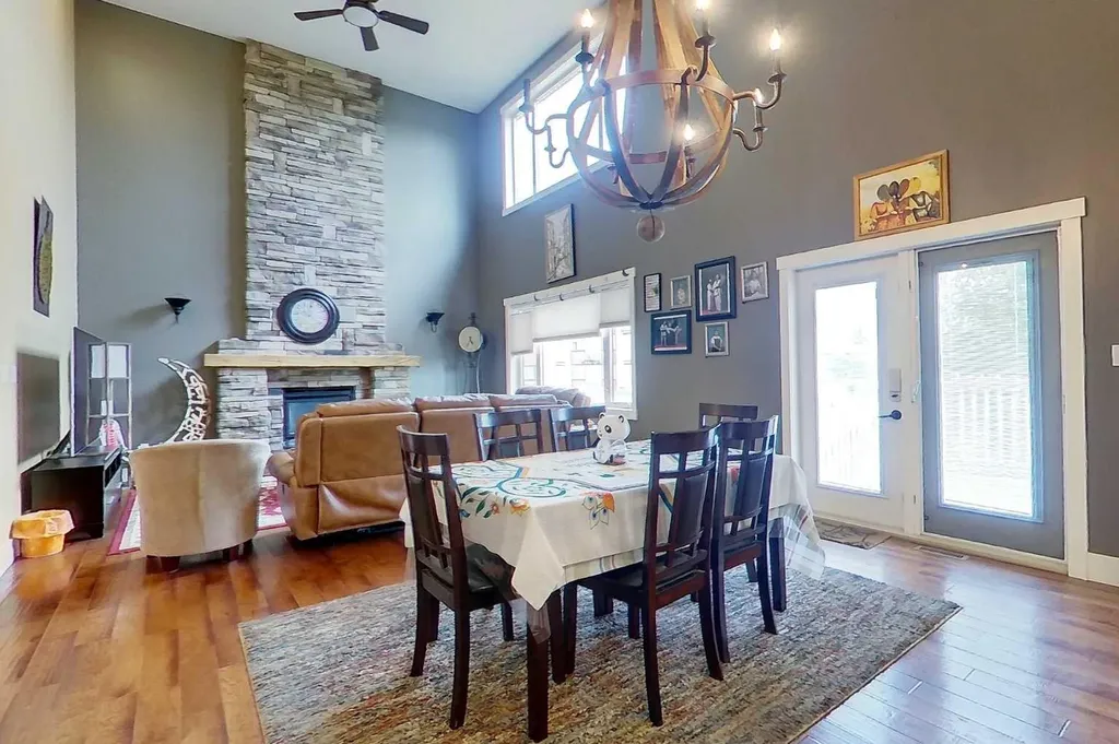 10 Parkdale Way SE Slave Lake AB T0G2A3