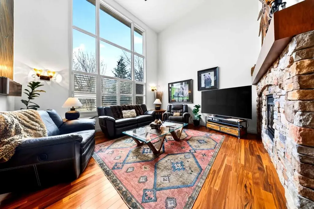 2621 Evercreek Bluffs Way SW Calgary AB T2Y 4P5