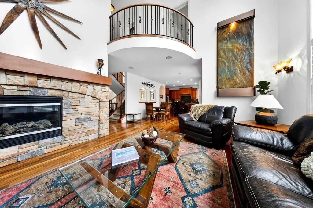 2621 Evercreek Bluffs Way SW Calgary AB T2Y 4P5