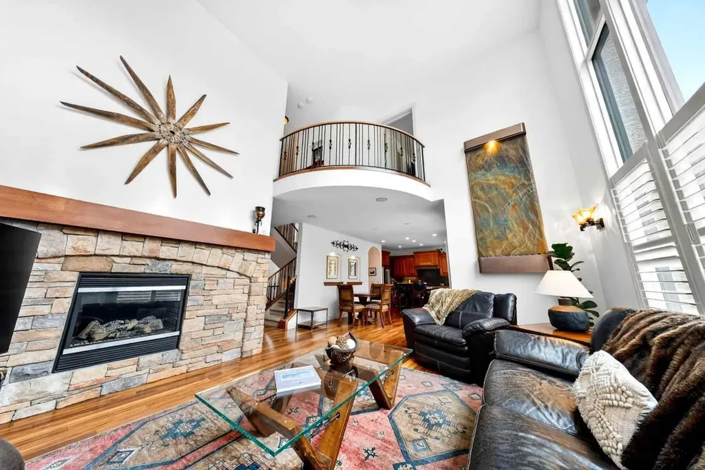 2621 Evercreek Bluffs Way SW Calgary AB T2Y 4P5