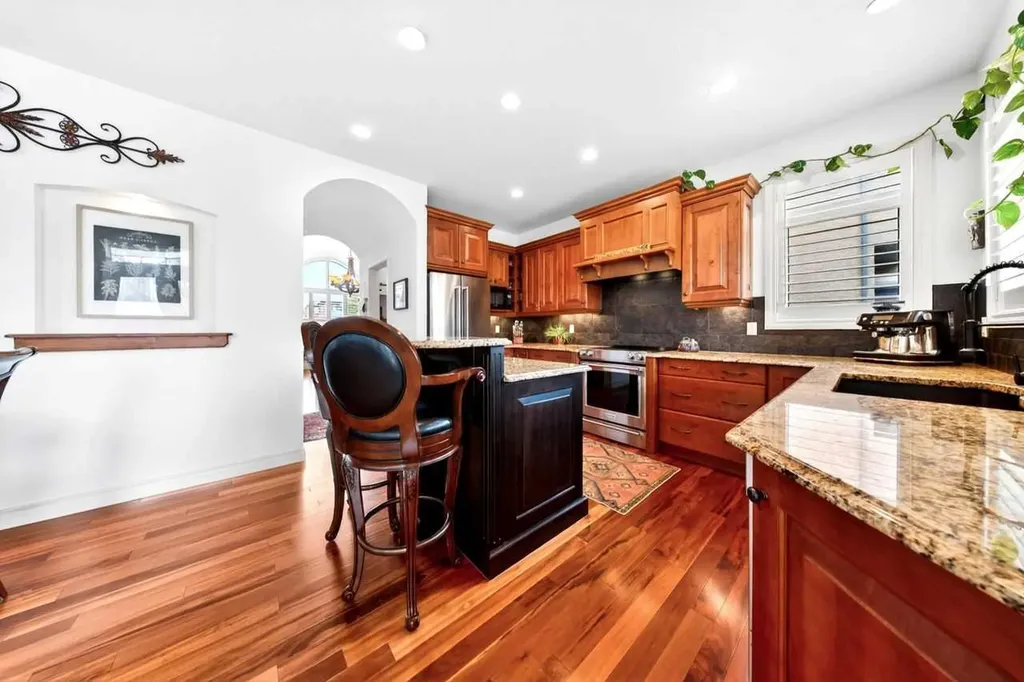 2621 Evercreek Bluffs Way SW Calgary AB T2Y 4P5