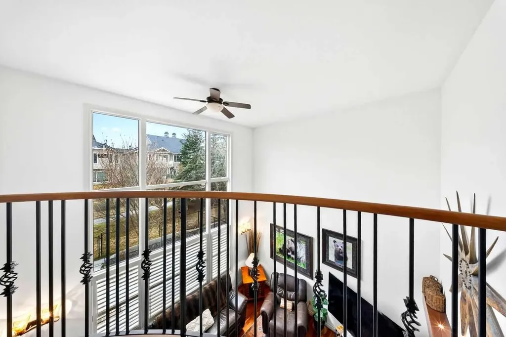 2621 Evercreek Bluffs Way SW Calgary AB T2Y 4P5
