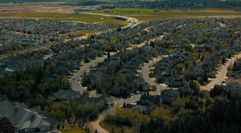 2621 Evercreek Bluffs Way SW Calgary AB T2Y 4P5