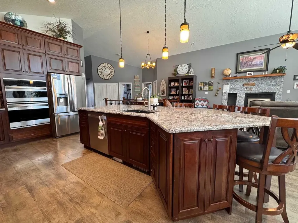 222041 Township 650 Road Athabasca AB T9S 1V7