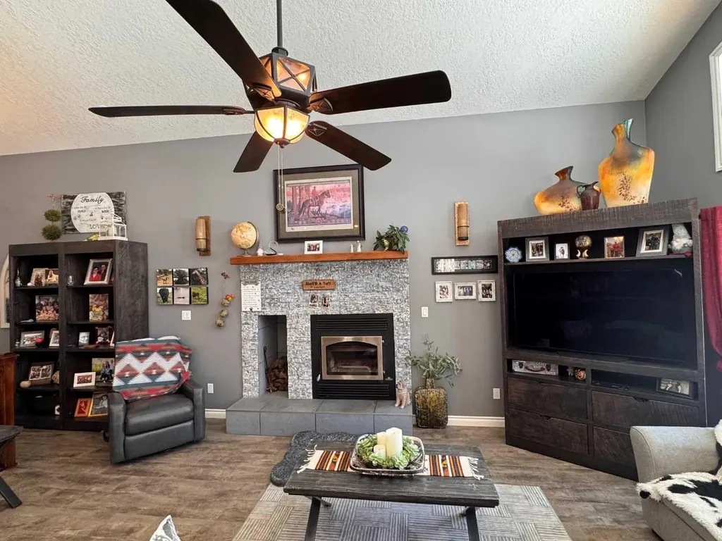 222041 Township 650 Road Athabasca AB T9S 1V7