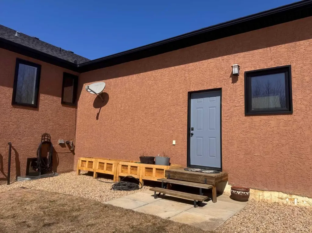 222041 Township 650 Road Athabasca AB T9S 1V7