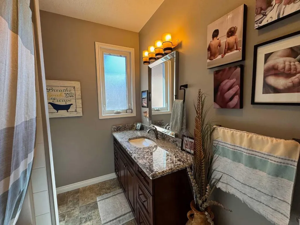 222041 Township 650 Road Athabasca AB T9S 1V7