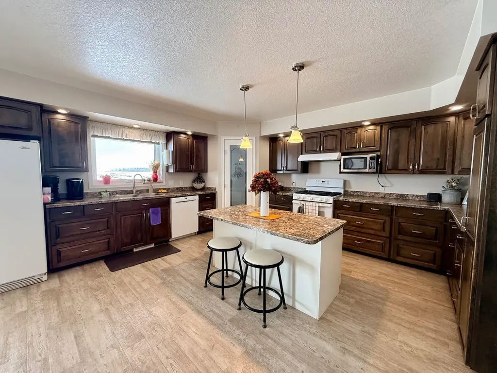 104069 Rge Road 193 Rural Mackenzie County AB T0H2H0