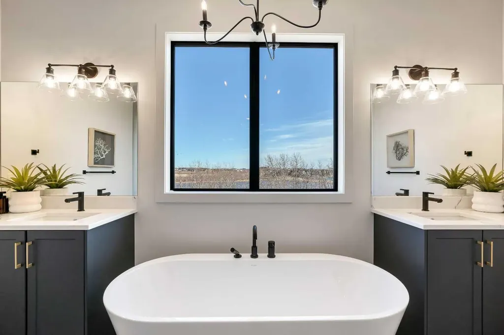 35 Monterra Cove Rural Rocky View County AB T4C 0G7