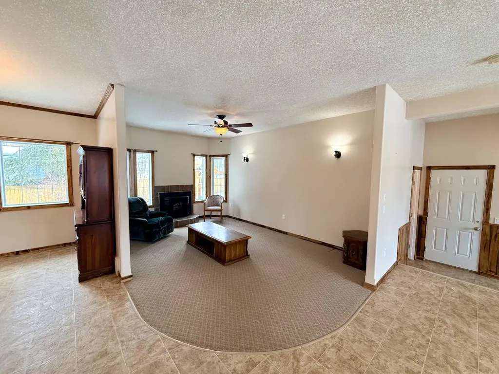 4501 52 Street Fort Vermilion AB T0H2H0