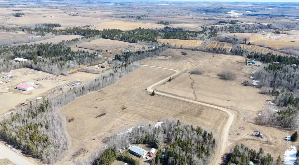 4803 Mitchell Drive Drayton Valley AB T7A1V1