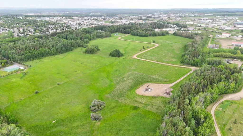 4803 Mitchell Drive Drayton Valley AB T7A1V1