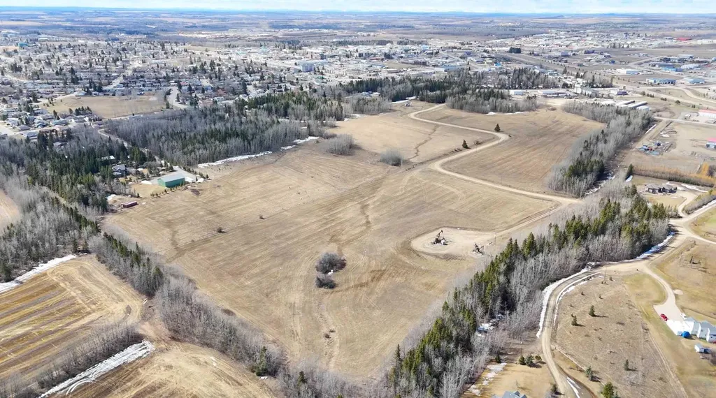 4803 Mitchell Drive Drayton Valley AB T7A1V1